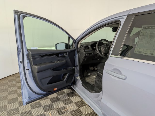 New 2027 Honda Odyssey Touring image 17