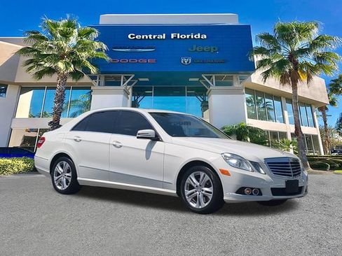 Used 2011 Mercedes-Benz E 350 4MATIC Sedan image 2