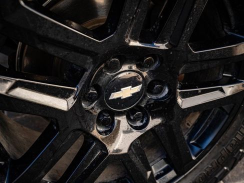 Used 2022 Chevrolet Silverado 1500 Custom image 8