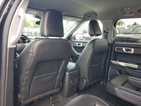Used 2023 Ford Explorer XLT w/ Equipment Group 202A image 14