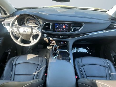 Used 2021 Buick Enclave Avenir w/ Avenir Technology Package image 11