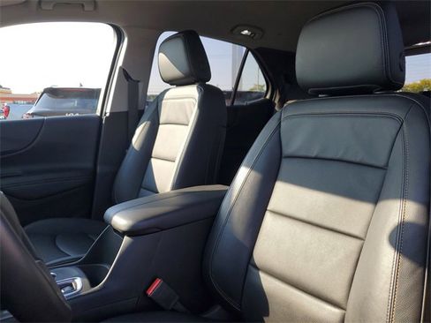 Used 2019 Chevrolet Equinox Premier w/ LPO, Floor Liner Package image 5