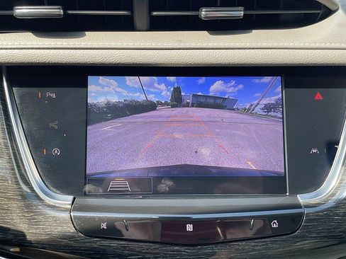 Used 2020 Cadillac XT6 Premium Luxury image 19