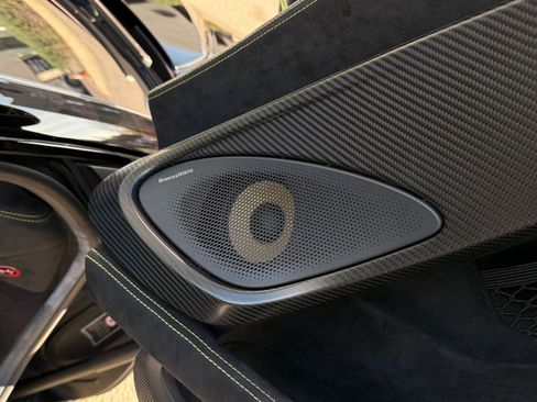 Used 2020 McLaren 600LT Spider image 33