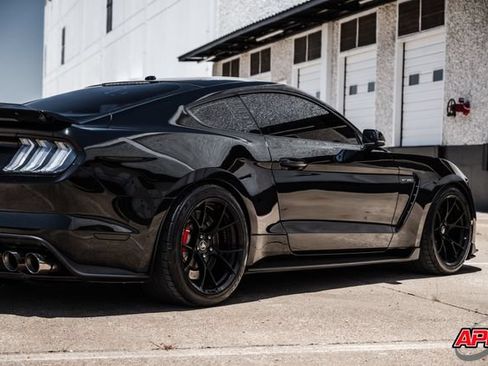 Used 2017 Ford Mustang Shelby GT350 w/ Electronics Package RWD image 60