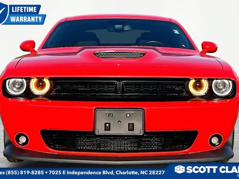 Used 2022 Dodge Challenger GT w/ Blacktop Package RWD image 2