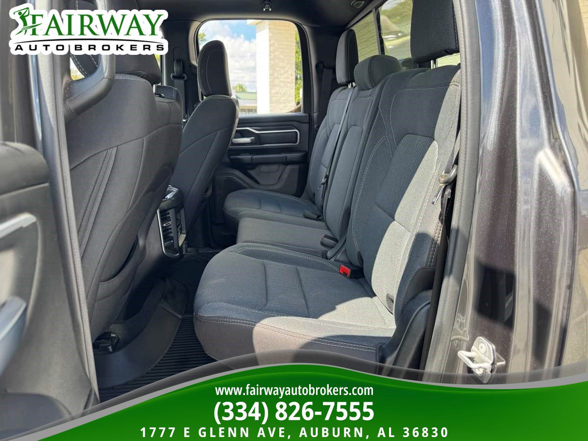 Used 2022 RAM 1500 Big Horn AWD/4WD image 11