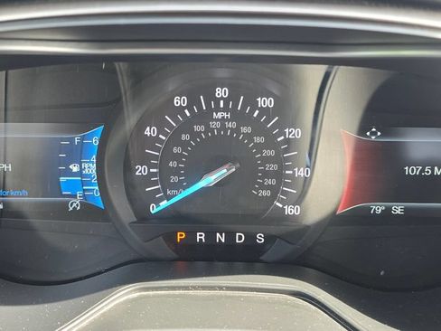 Used 2019 Ford Fusion SE FWD image 25