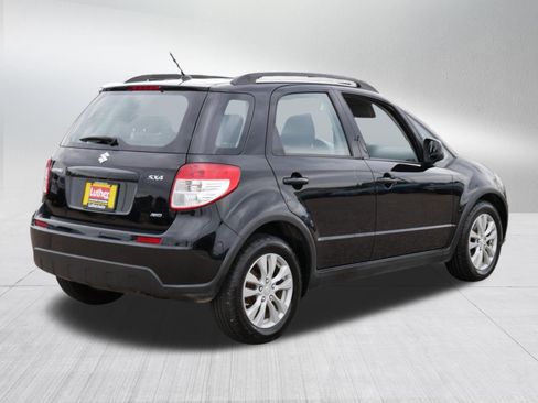 Used 2013 Suzuki SX4 Premium AWD/4WD image 7