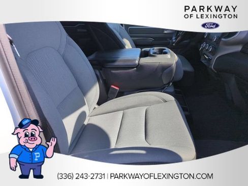 Used 2021 RAM 1500 Big Horn AWD/4WD image 32