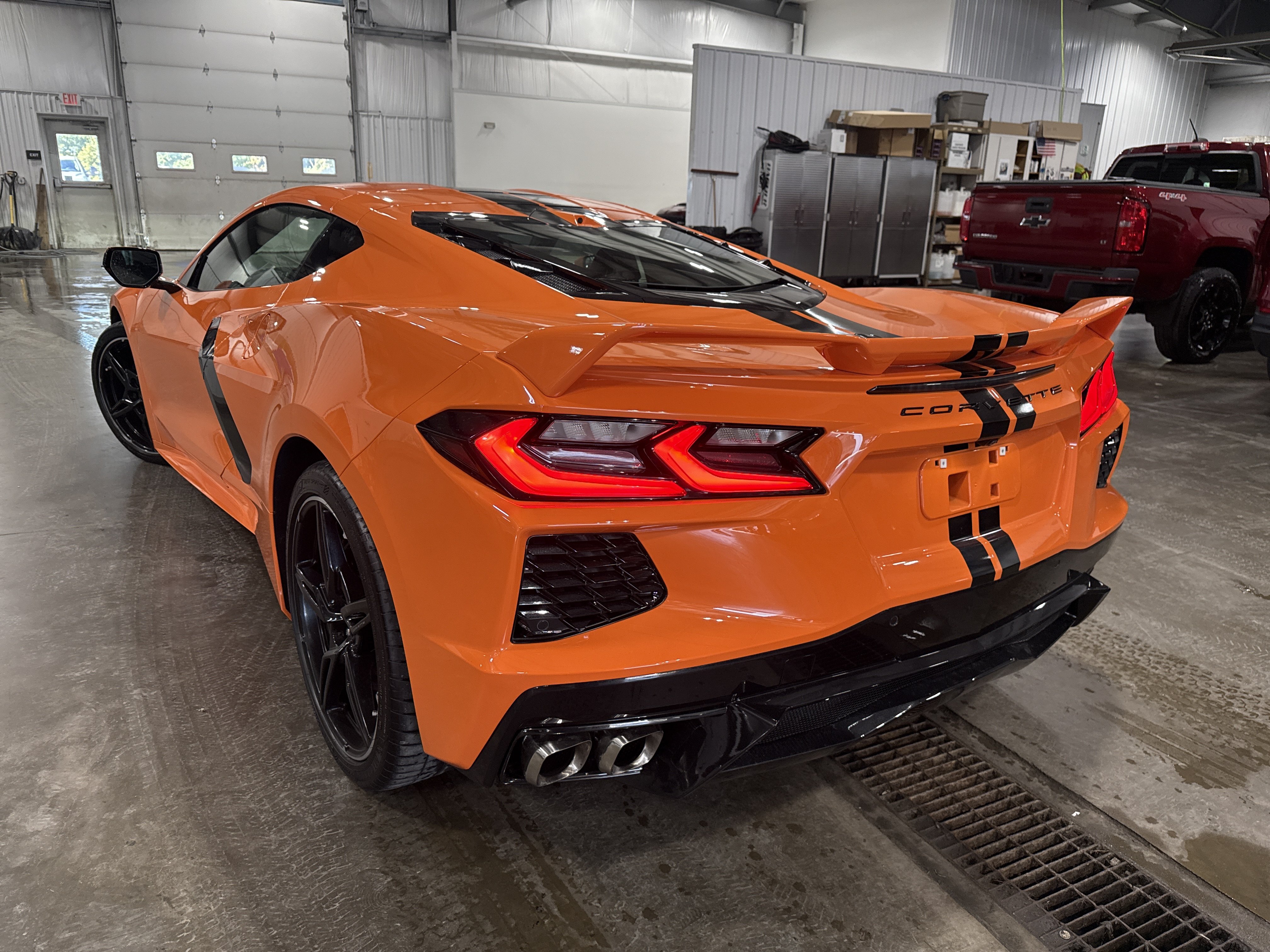 Used 2023 Chevrolet Corvette Stingray Preferred Cpe w/ Z51 Performance Package RWD image 4