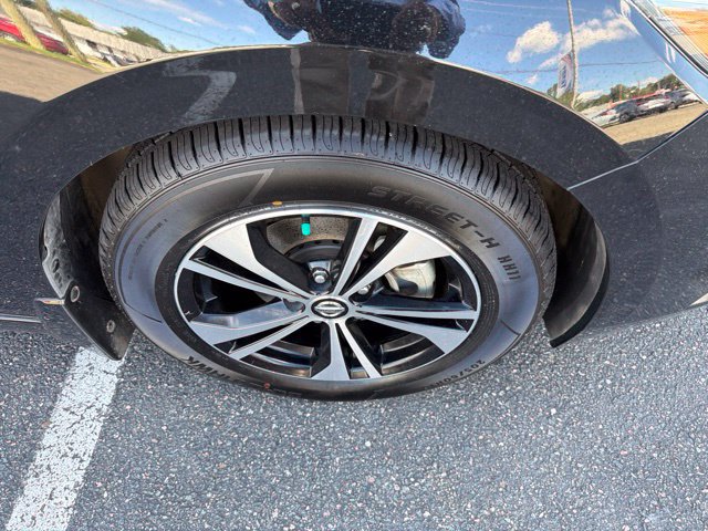 Used 2020 Nissan Sentra SV FWD image 18