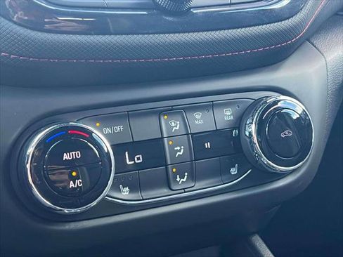 Used 2021 Chevrolet TrailBlazer RS w/ Sun and Liftgate Package image 27