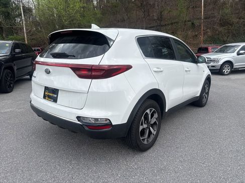 Used 2020 Kia Sportage LX AWD/4WD image 4