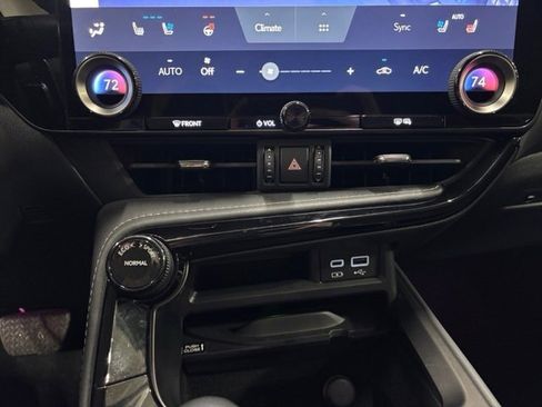 Used 2024 Lexus NX 350h AWD w/ Premium Package image 20