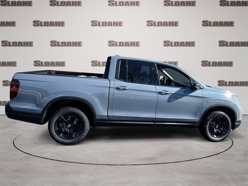 New 2026 Honda Ridgeline Black Edition image 6
