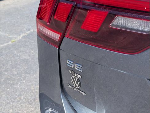 Used 2024 Volkswagen Tiguan SE AWD/4WD image 21