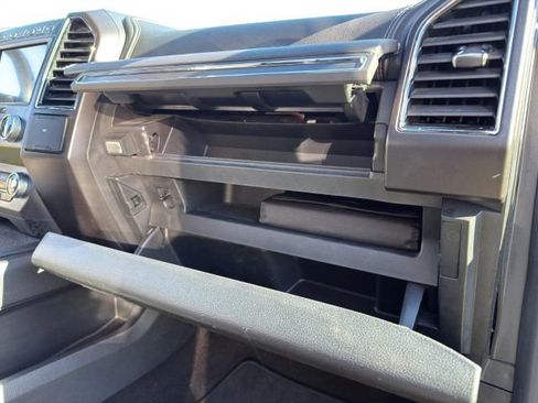 Used 2020 Ford Expedition Max Limited w/ Special Edition Package image 31