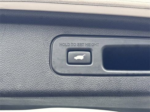 Used 2023 Honda Odyssey Elite image 14