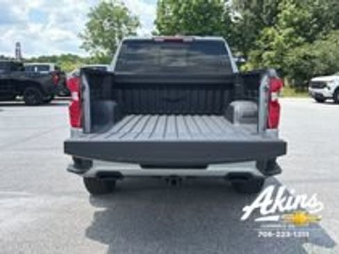 New 2026 Chevrolet Silverado 1500 RST w/ Redline Edition AWD/4WD image 4