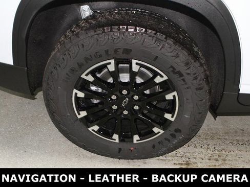 New 2026 Chevrolet Traverse Z71 w/ LPO, Floor Liner Package AWD/4WD image 5