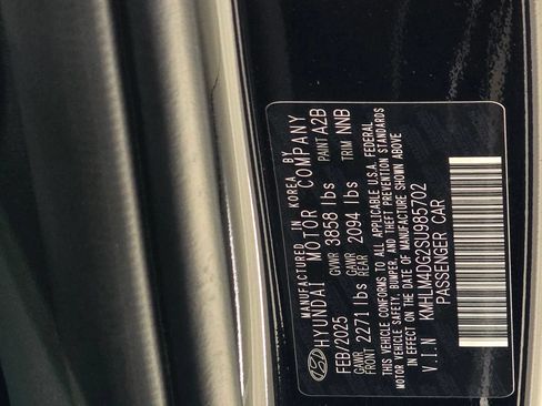 Certified 2025 Hyundai Elantra Sport FWD image 35