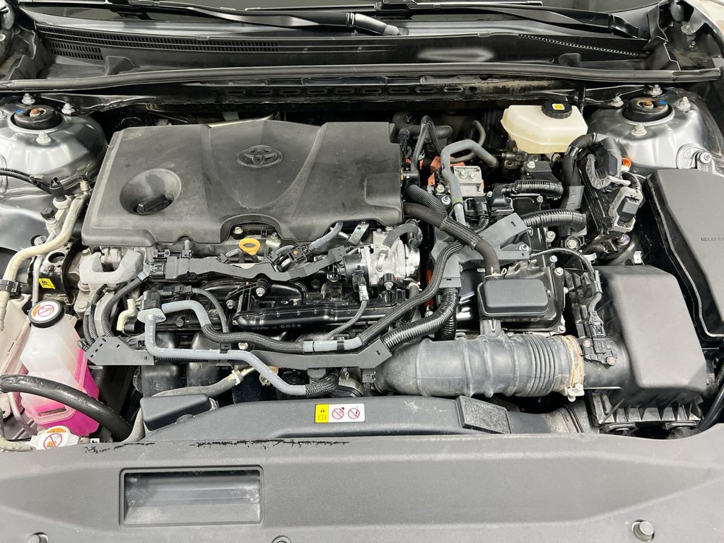 Used 2025 Toyota Camry SE FWD image 24