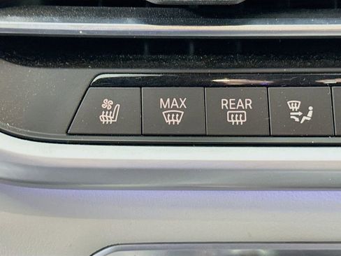 Used 2022 BMW X5 M w/ Competition Package 2 image 21