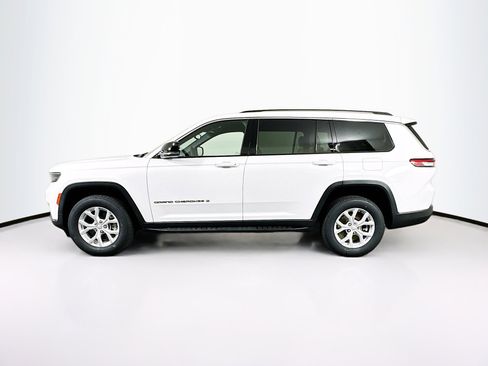 Used 2023 Jeep Grand Cherokee L Limited RWD image 4