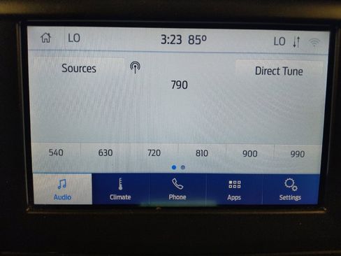 Used 2020 Ford Fusion SEL FWD image 25