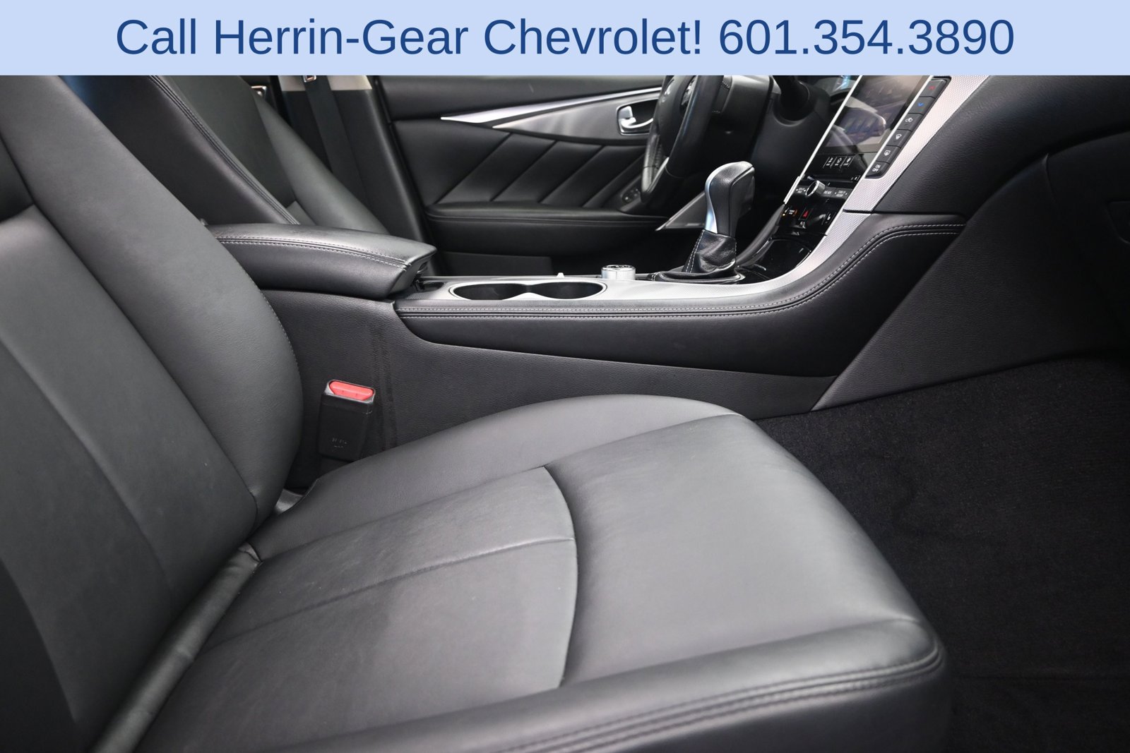 Used 2017 INFINITI Q50 3.0t Premium w/ 3.0T Premium Plus Package RWD image 25