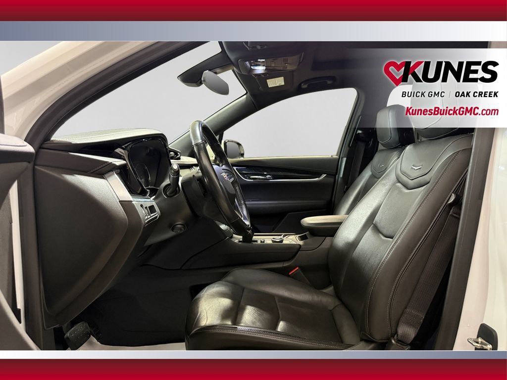 Used 2021 Cadillac XT6 Premium Luxury AWD/4WD image 22