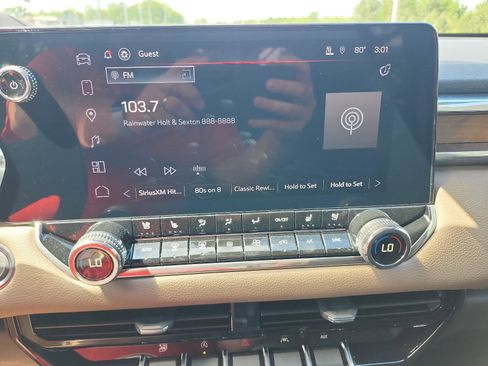 New 2026 GMC Canyon Denali AWD/4WD image 11