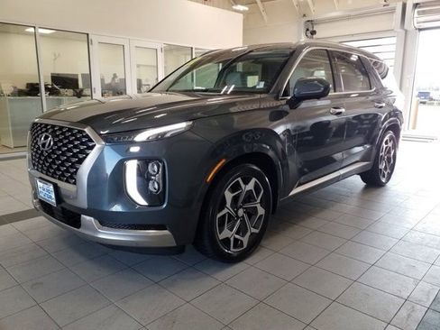 Used 2022 Hyundai Palisade Calligraphy w/ Winter Package AWD/4WD image 2