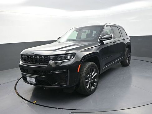 New 2026 Jeep Grand Cherokee Limited AWD/4WD image 5
