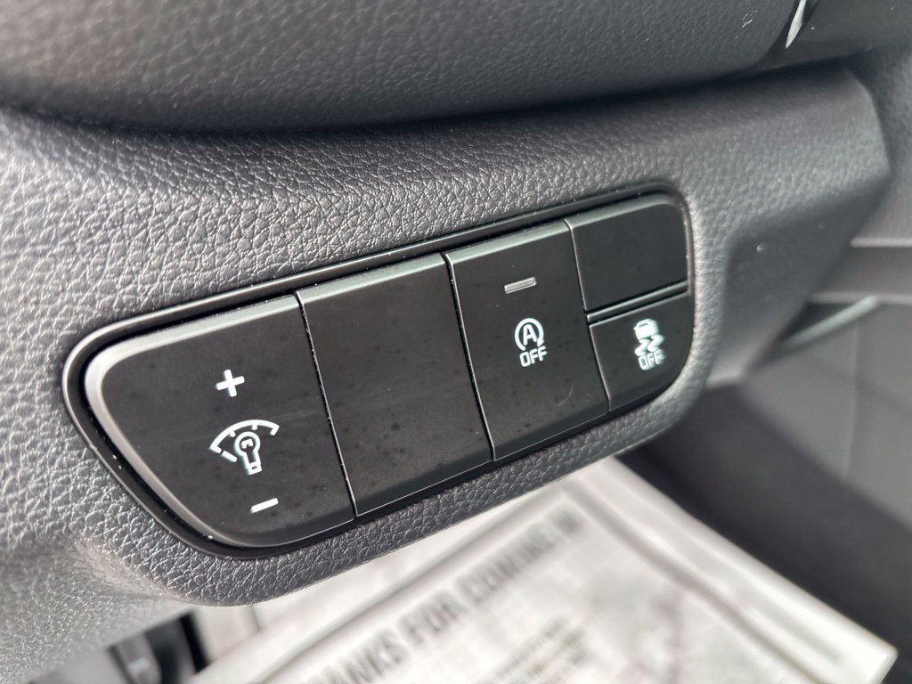 Used 2024 Kia Seltos S AWD/4WD image 18