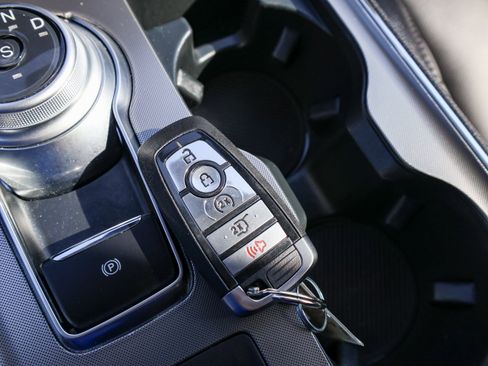 Used 2024 Ford Edge Titanium w/ Equipment Group 301A AWD/4WD image 28