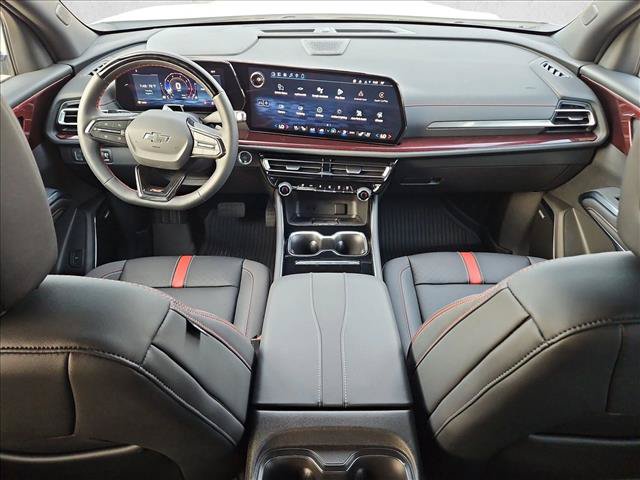 New 2026 Chevrolet Traverse RS w/ LPO, Floor Liner Package FWD image 15