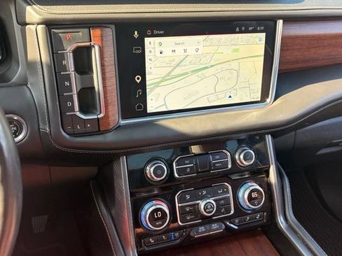Used 2023 GMC Yukon Denali Ultimate AWD/4WD image 21