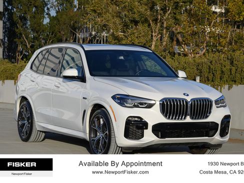 Used 2022 BMW X5 xDrive45e w/ M Sport Package AWD/4WD image 3