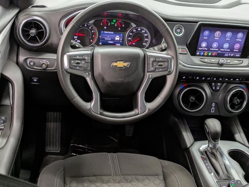 Used 2022 Chevrolet Blazer LT image 4