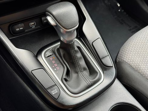 Used 2021 Kia Soul LX FWD image 26