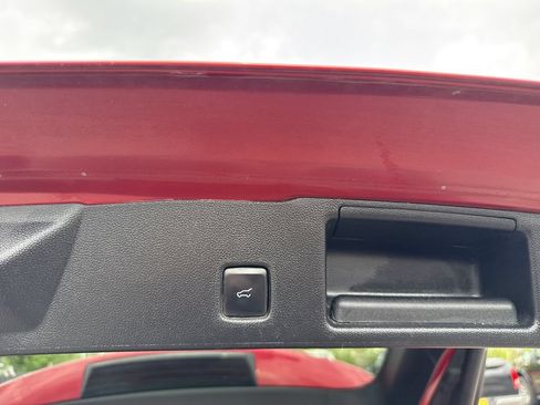 Used 2021 Ford Escape Titanium AWD/4WD image 16