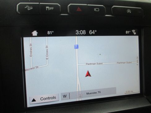 Used 2018 Ford F150 Lariat w/ Equipment Group 502A Luxury image 23