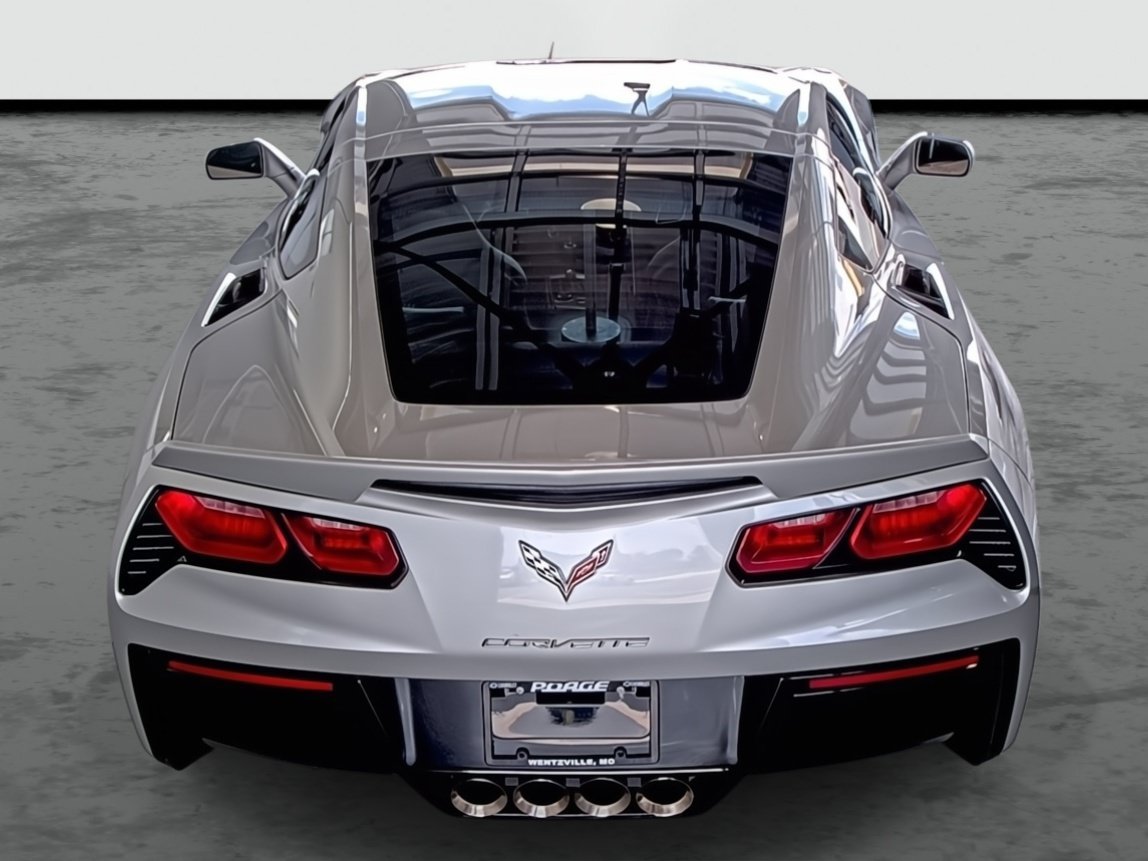 Used 2016 Chevrolet Corvette Stingray Coupe w/ 2LT Preferred Equipment Group RWD image 3