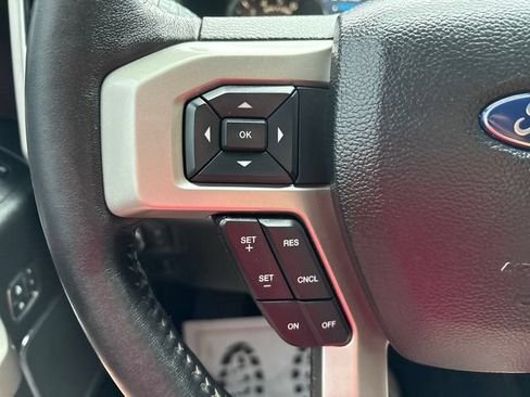 Used 2020 Ford F150 Lariat w/ Equipment Group 502A Luxury AWD/4WD image 11