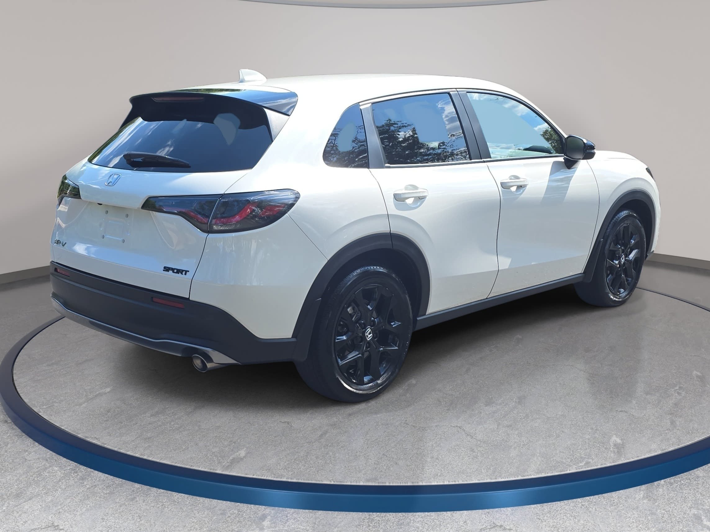 Certified 2025 Honda HR-V Sport image 5