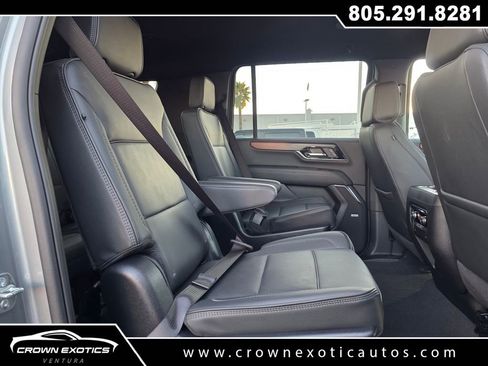 Used 2025 GMC Yukon XL Denali image 23