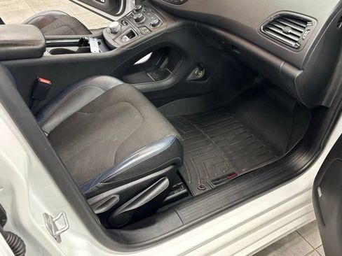 Used 2015 Chrysler 200 S w/ Comfort Group AWD/4WD image 31