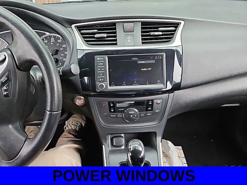 Used 2019 Nissan Sentra SV image 9